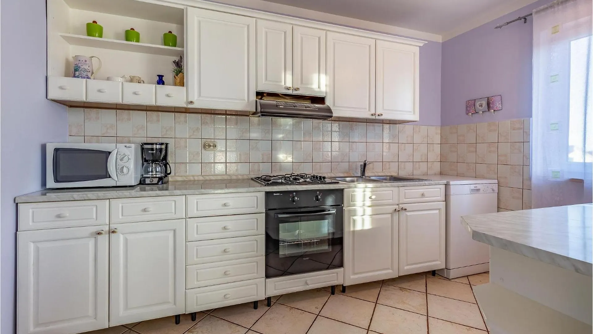 3 Bedroom Pet Friendly Apartment In Pula Kroatien